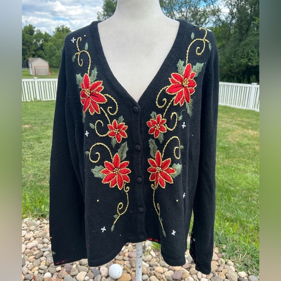 Vintage Poinsettia V Neck Christmas Cardigan Sweater Embroidered Beaded XL - Picture 1 of 7